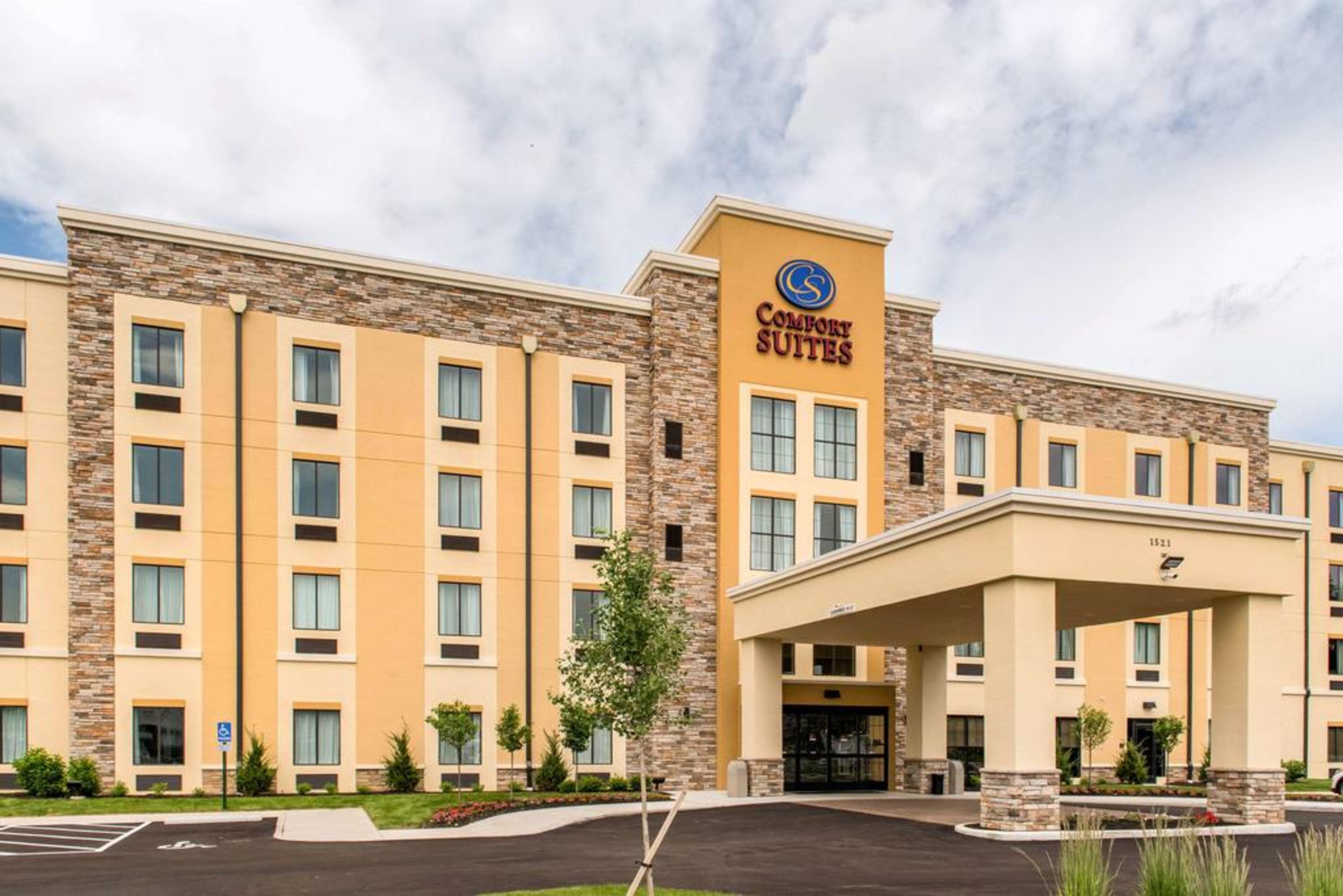 Comfort Suites Columbus Airport Exterior foto